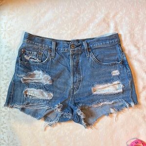 Distressed 501 Levi denim high rise shorts